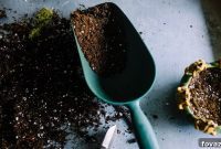 Craft Your Dream Potting Bench for Spring
