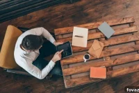 Build The Coolest Pallet Coffee Table Ever