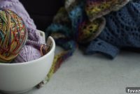 Unlock Tangle-Free Knitting: Ingenious Yarn Bowl DIYs