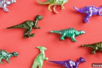 Crafting Critters from Repurposed Plastic