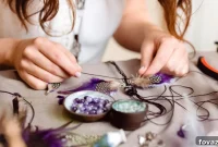 15 DIY Feather Creations for Your Home