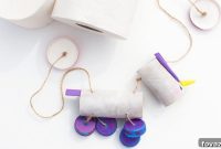 Create a Unicorn Marionette from Toilet Paper Rolls with Your Kids