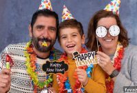 13 Easy & Festive New Year’s Eve Crafts