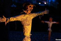 How to Build a Gruesome Rotting Corpse Scarecrow for Halloween