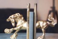 Creative DIY Horse Bookends