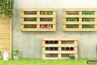 Spring Garden Makeovers: Ingenious DIY Pallet Planters