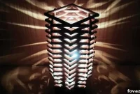 Transform Dowels Into a Modern Lamp DIY Idea