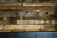 Build Your Own Rustic Pallet Wall