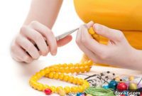 Craft Your Way to Cash 50 Easy DIY Projects That Sell