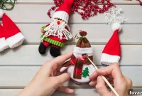 Create a Personalized Christmas Tree with These 13 Easy DIY Ornaments